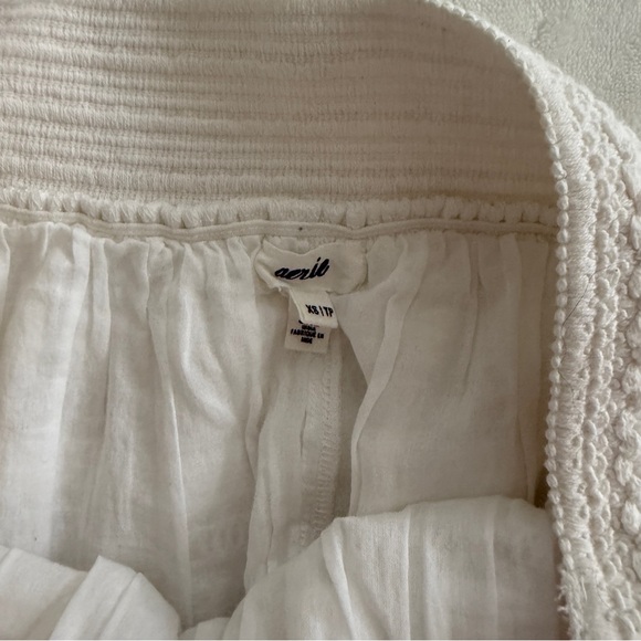 {Aerie} White Eyelet Lace Ruffle Tiered Skirt | XS - Picture 3 of 5